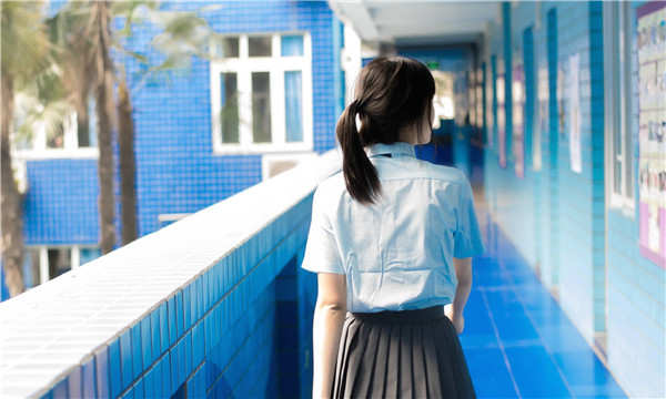 万全如何找到一个可以帮助我生孩子的女人？